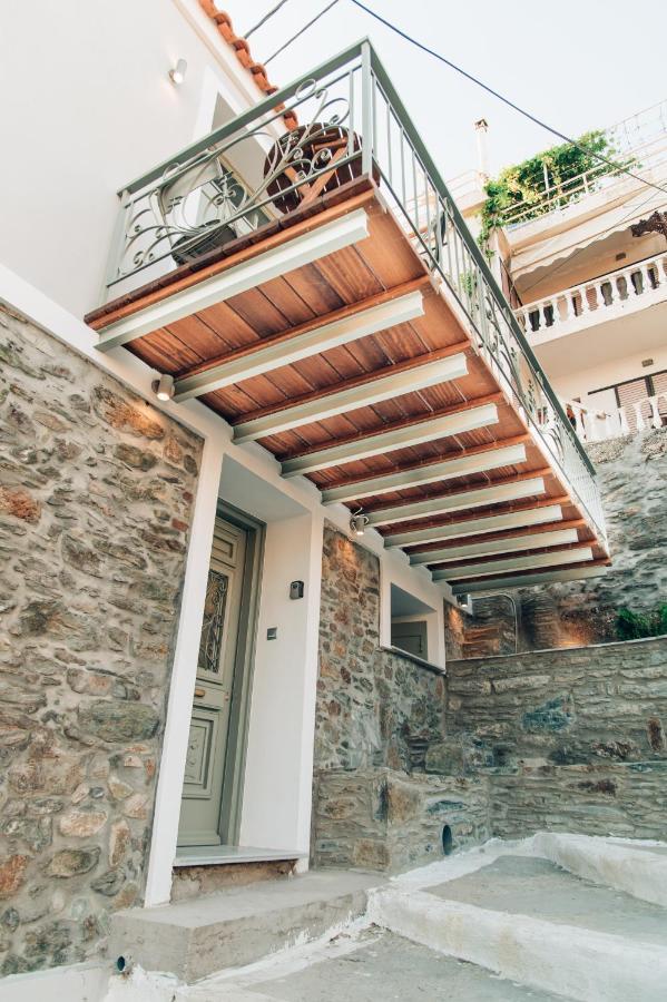 Katerina'S Suite Пломарион Экстерьер фото